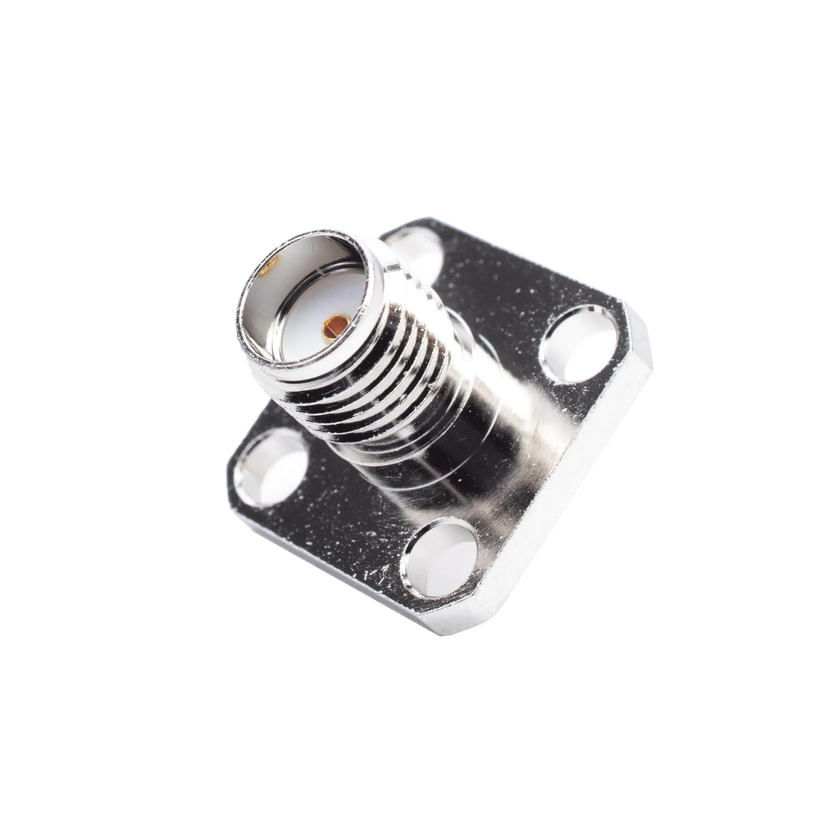 Conector SMA Hembra, Montaje de Panel Cuadrado, 4 Perforaciones, Soldable, Niquel/ Oro/ Teflón.