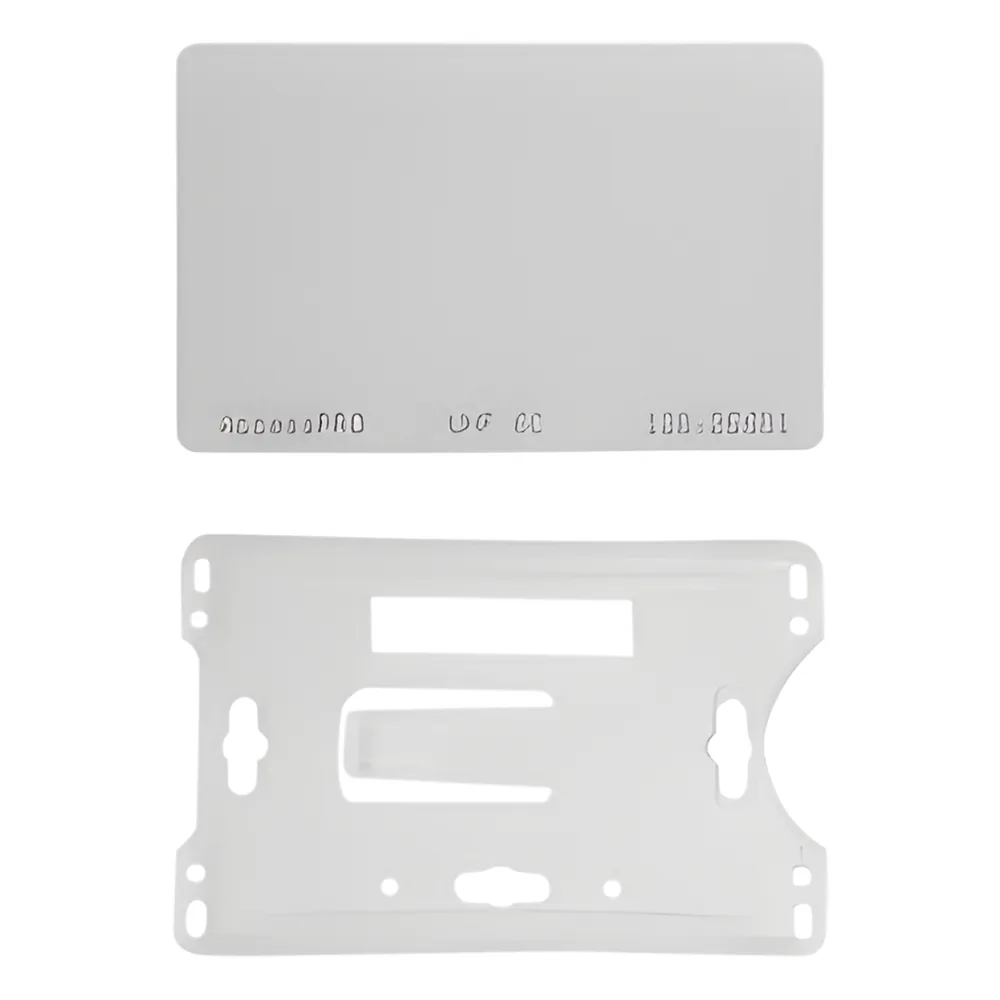 Kit de Tag UHF tipo Tarjeta para lectoras de largo alcance 900 MHZ / EPC GEN 2 / ISO 18000 6C / No imprimible / Incluye porta tarjeta