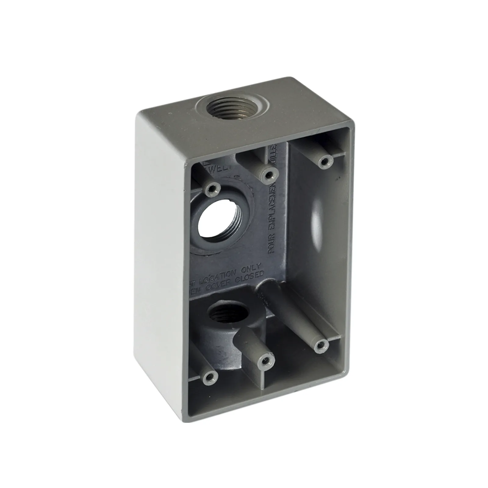 Caja Condulet FS de 1/2" (12.7 mm) con tres bocas a prueba de intemperie.