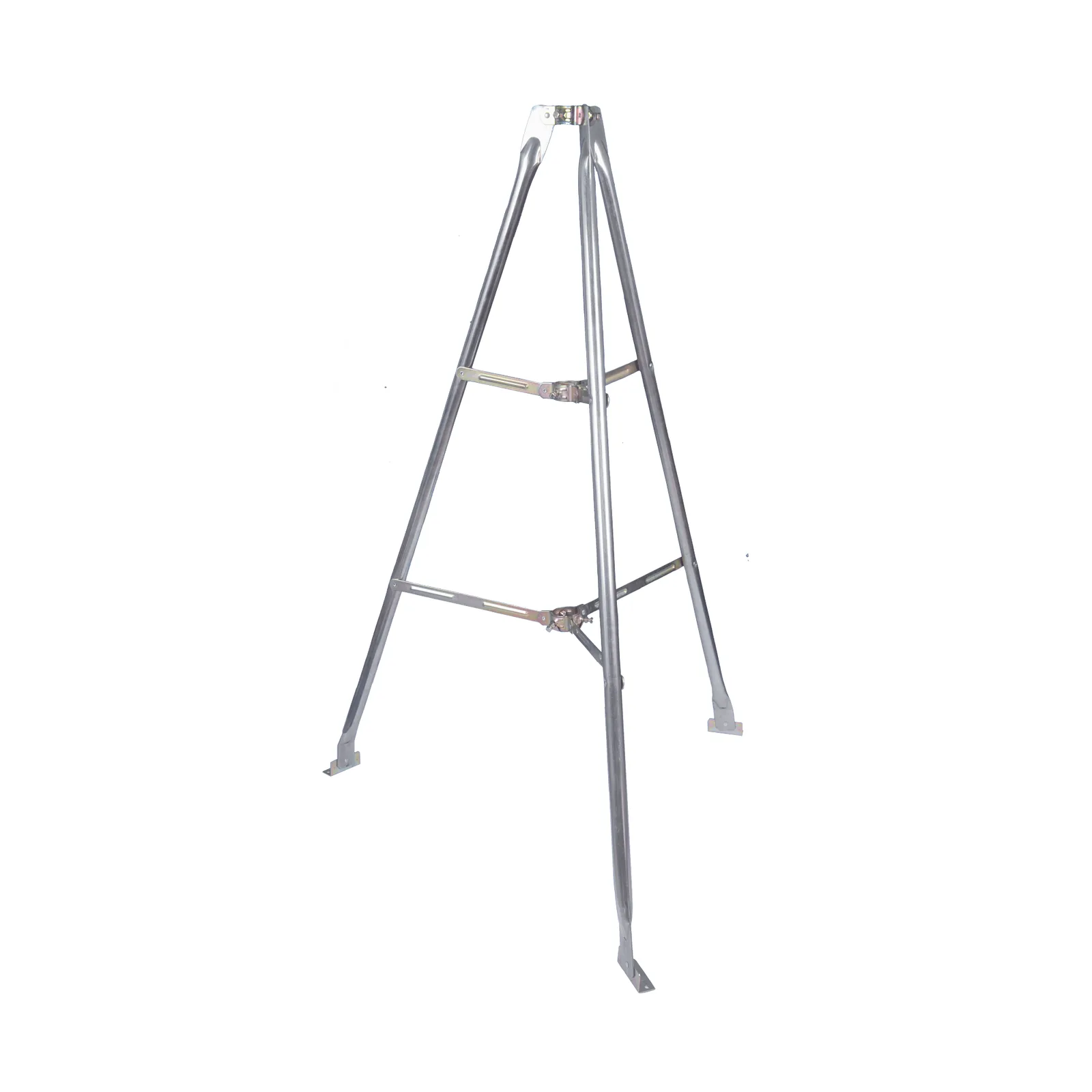 Montaje de tripie para exterior, altura total del tripie 1.52 m. Compatible con mástiles de hasta 3 m de largo 1 1/4 a 2" de diámetro