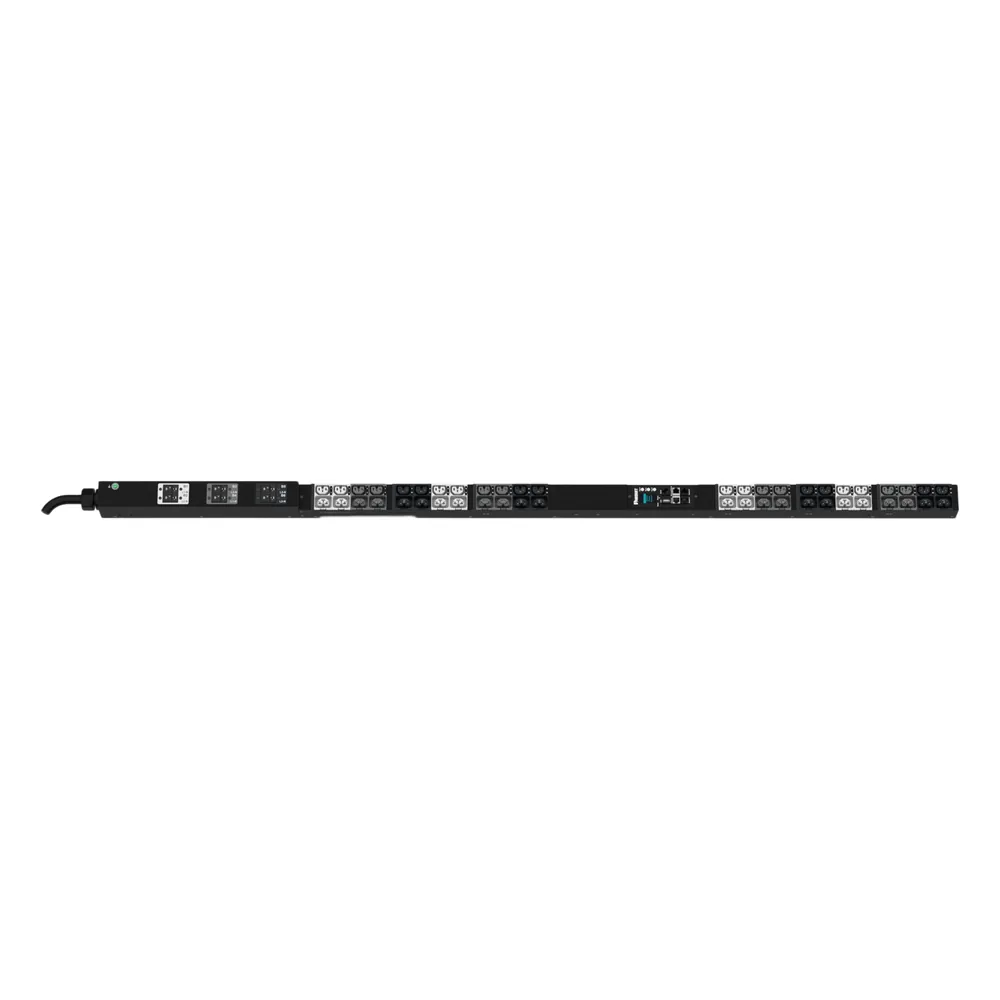 PDU G6 Monitoreable y Switchable (MS) para Distribución de Energía, Enchufe de Entrada IEC 60309 3P+N+E 6h 30A/32A, Con 24 Salidas C13/C15 y 24 C13/C15/C19/C21, de Instalación Vertical, 240 Vca, 32 Amp