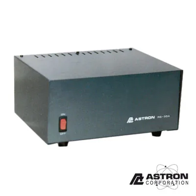 Fuente de Poder Lineal / 13.8 Vcc 35 A / Regulación Electrónica / Disipador Térmico / Voltaje Universal / Alta Potencia